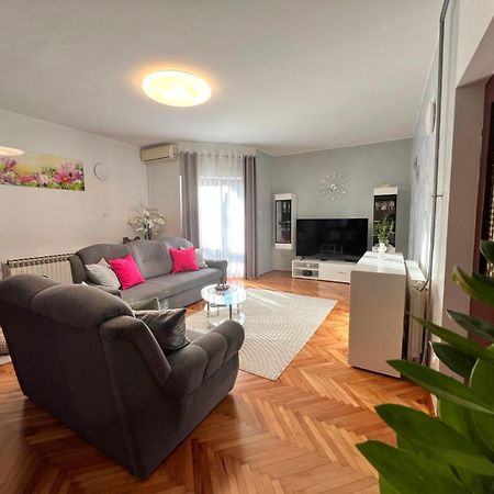 Apartment Tigo - 2 Bedrooms, 2 Bathrooms, Terrace And Big Garden Fazana Ngoại thất bức ảnh